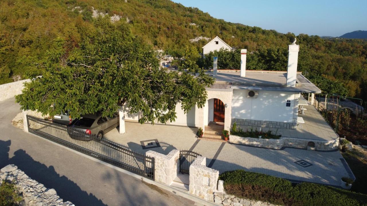 Country Home Mocilo, Zagvozd Екстериор снимка