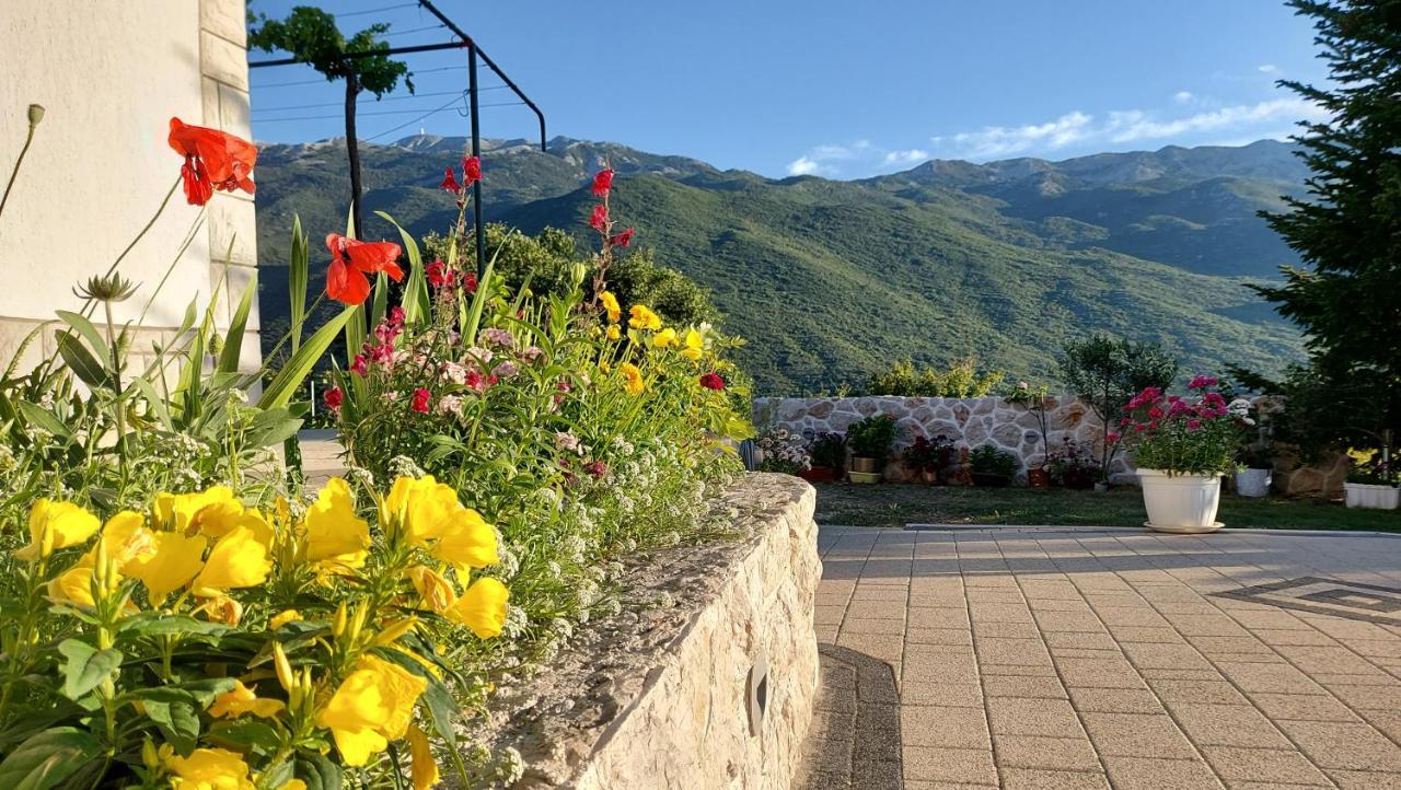 Country Home Mocilo, Zagvozd Екстериор снимка